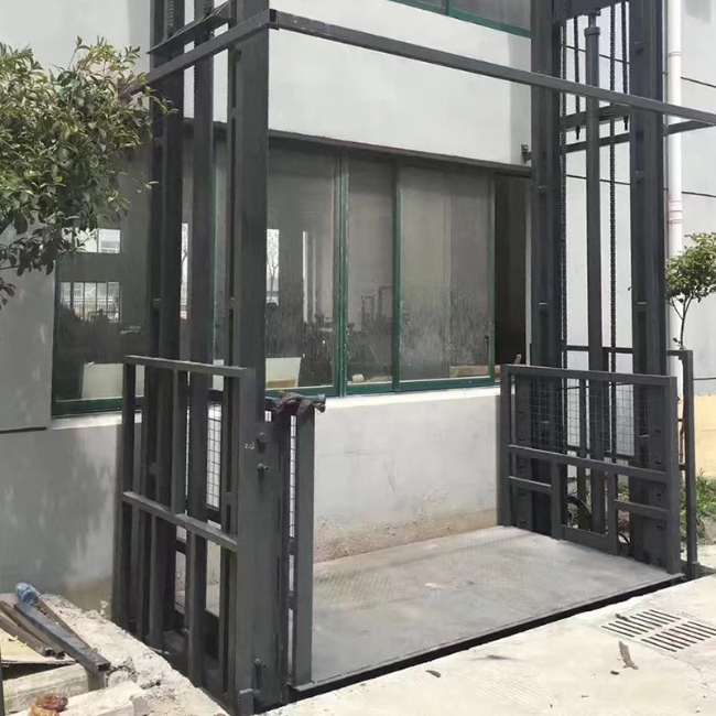 和田市5吨室外升降货梯